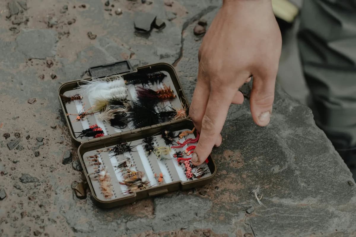 Reservoir fly box