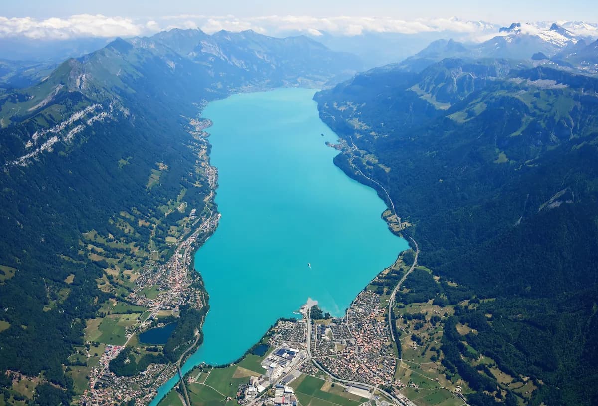 Photo of Lake Brienz